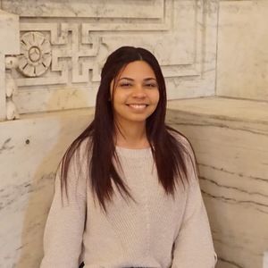 Meet your Posher, Lenee